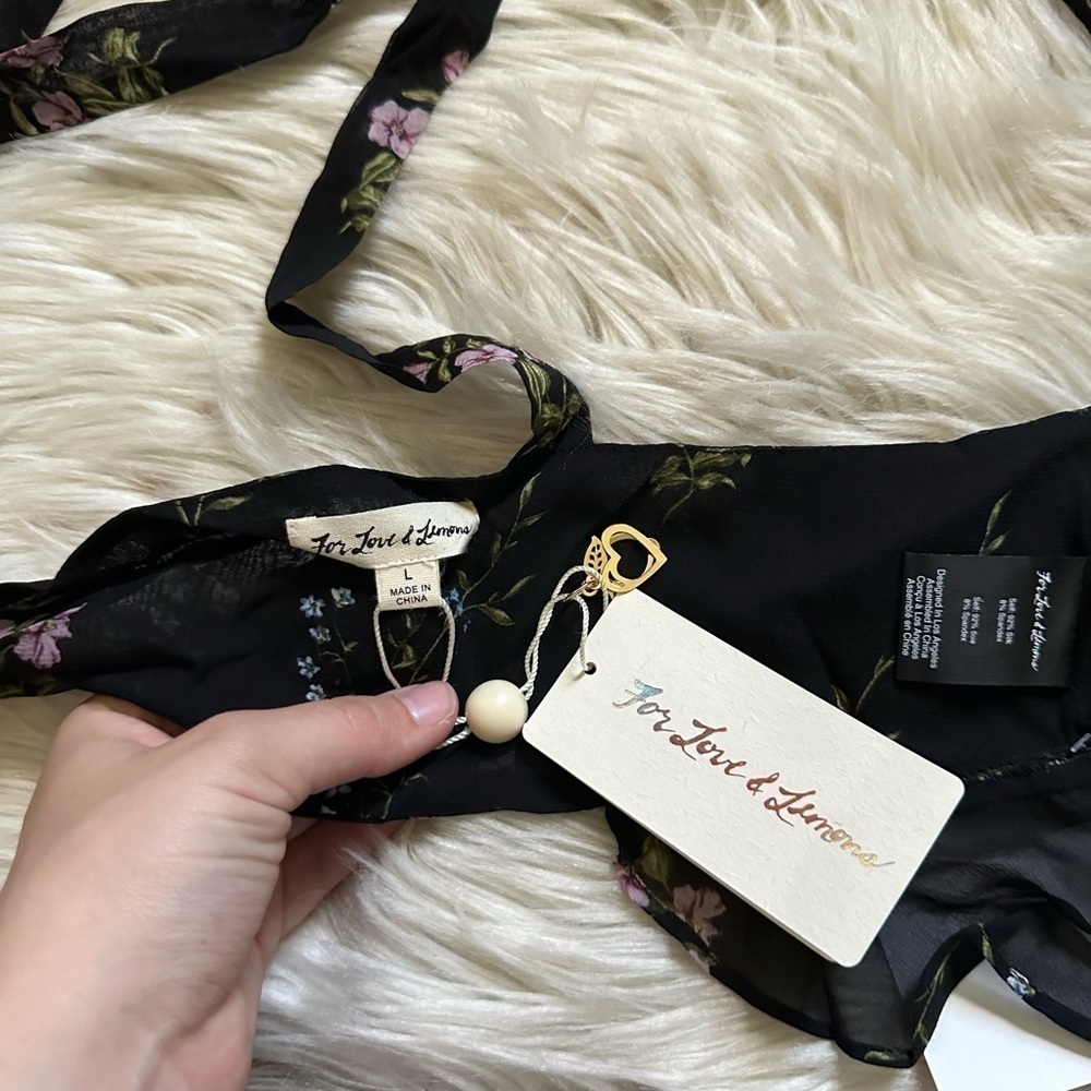 FOR LOVE AND LEMONS Odette Crop Top In Black Floral - Picture 5 of 5